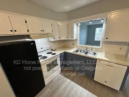 818 Rosewood St #B Photo 1 818 Rosewood St #B Photo 1