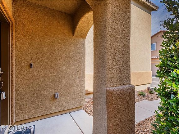 5th image of 6213 Joaquin Hills Ct
