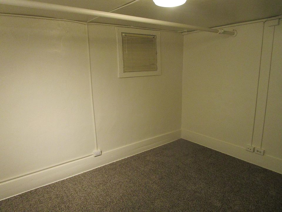 2nd image of 1263 N Pearl St