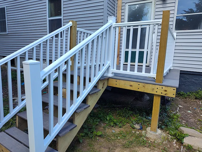 2133 River Dr — Photo 14