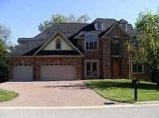 15W435 62nd St, Burr Ridge, IL 60527