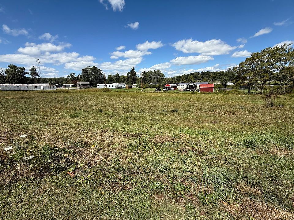 2nd image of 2839 Flat Top Rd
