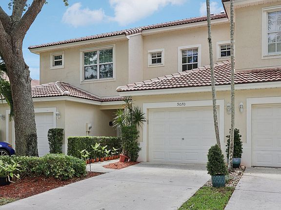 2nd image of 9070 TREMEZZO Lane