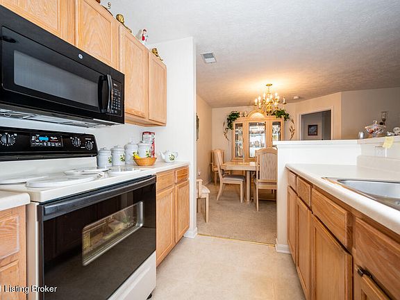 4th image of 1302 Autumn Sun Ct Unit 103
