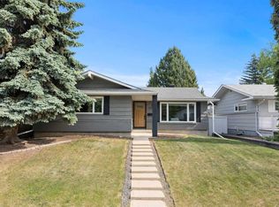 20 S Mapleburn Dr SE, Calgary, AB T2J1Y4