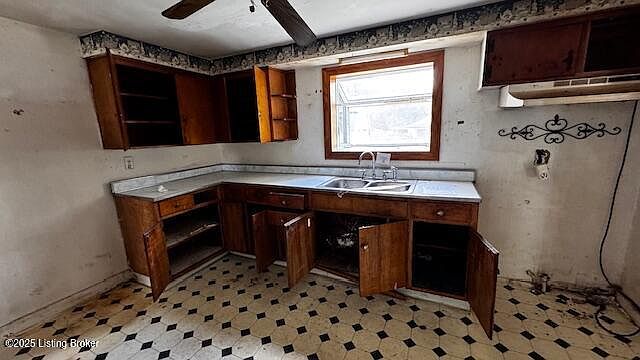 2nd image of 4909 Kendall Rd