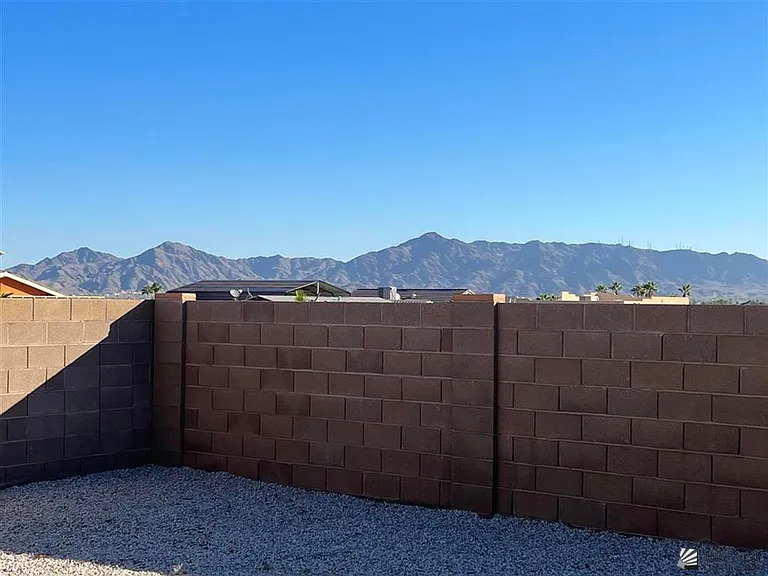 12608 E 48th Dr — Photo 25
