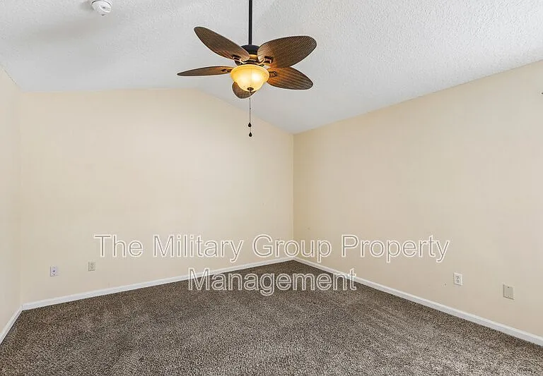 12387 Anarania Dr #12387 — Photo 28