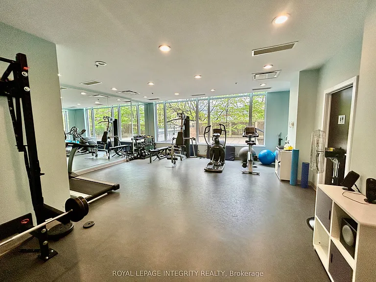 101 Richmond Rd #420 — Photo 31