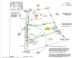 12 Oak Hollow Ln #A, Nantucket, MA 02554