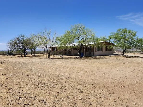9327 N West Rd, Chloride, AZ 86431