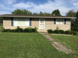 820 Knob Hill Dr, Veedersburg, IN