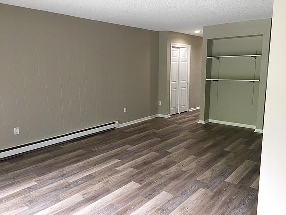 5th image of 2121 W 4th Ave #106
