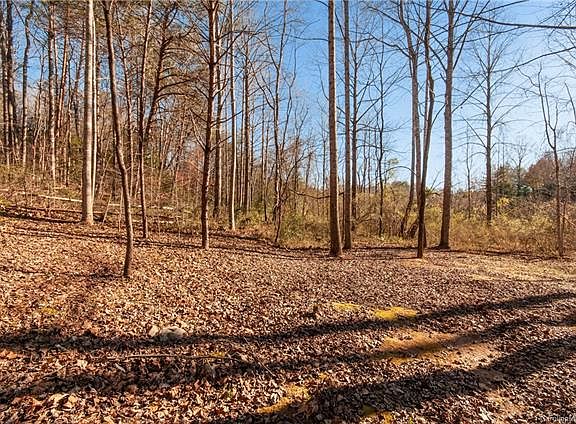 4th image of 0 Logan Ct #3