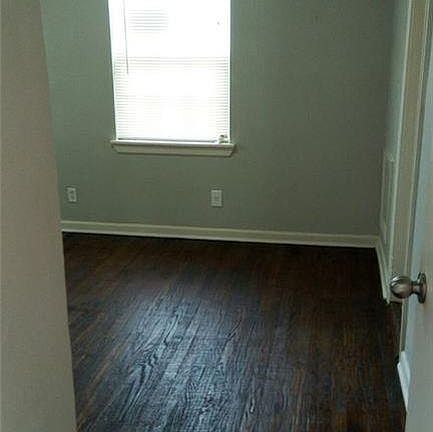 3rd image of 2315 Village Way