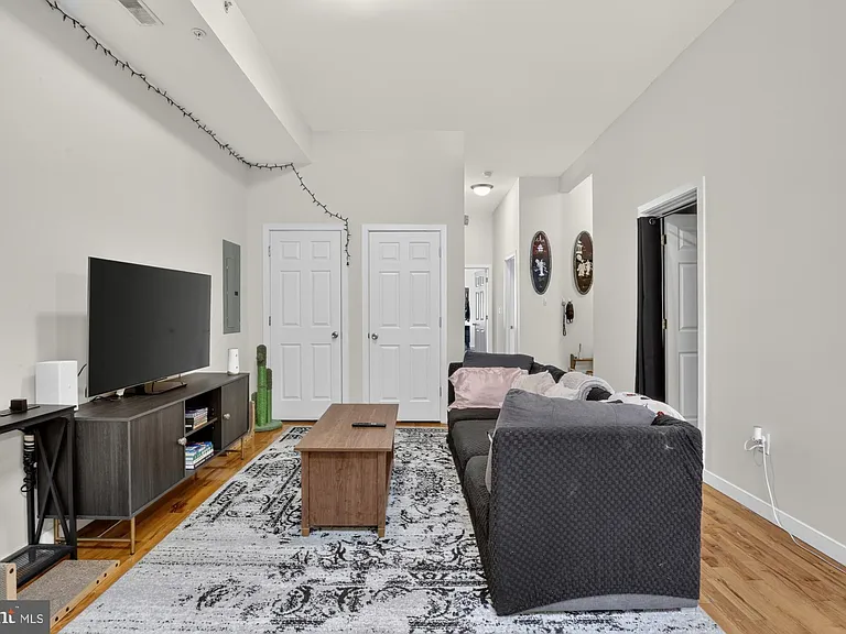 4011 Baring St #9 — Photo 3