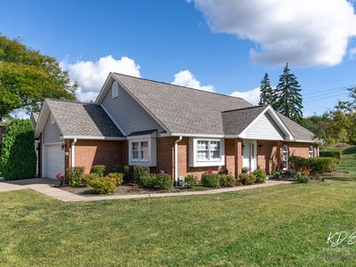 8557 Sandalwood Dr, Darien, IL, 60561