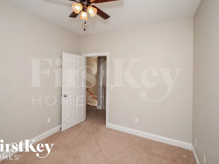 1819 Winnepeg Cir — Photo 7