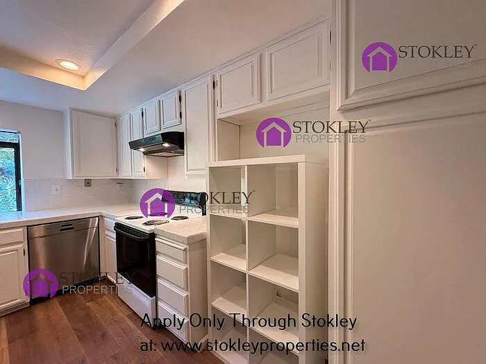 1484 Cortez Ct — Photo 12