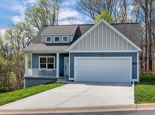 1020 Stonebrook Dr, Dickson, TN 37055