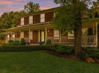 11134 Youngstree Ct, Davisburg, MI 48350