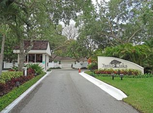 11370 Twelve Oaks Way APT 318, North Palm Beach, FL 33408
