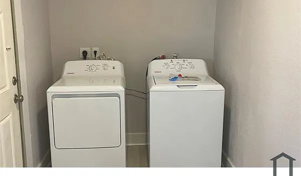 2 bed, 2000 sqft, $1,550 — Photo 4