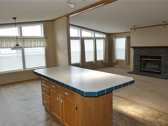 2nd image of 186 Sunrise Ln