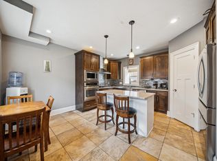 836 Lewis St S, Shakopee, MN 55379