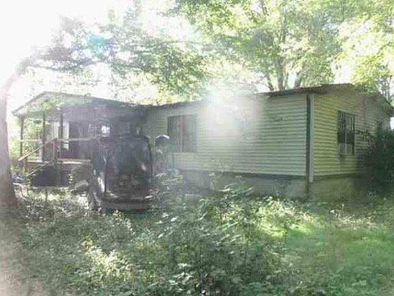 3rd image of 1103 Barclay Rd