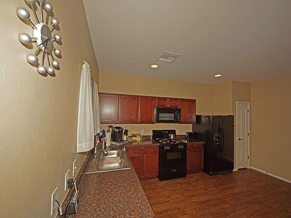 3rd image of 5099 E Kittentails Dr