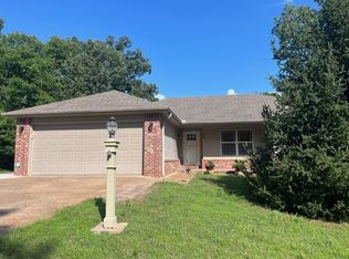 35 Brierfield Ln, Bella Vista, AR 72714