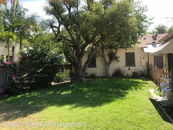 3rd image of 3623 Olive Ave