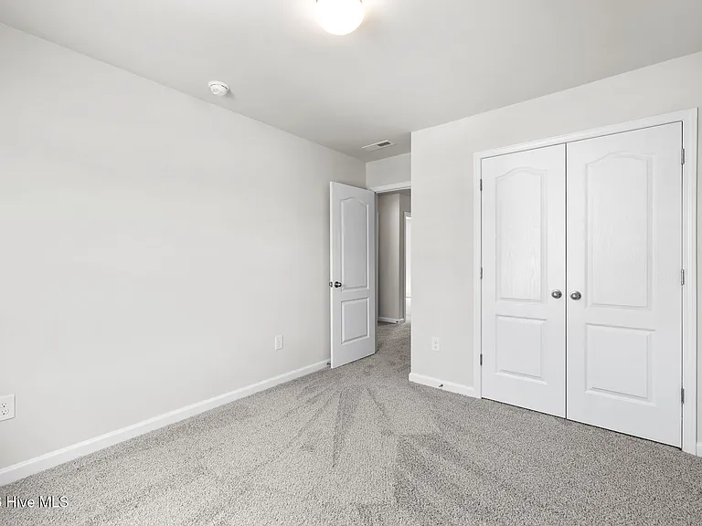 705 Conductor Ct — Photo 28
