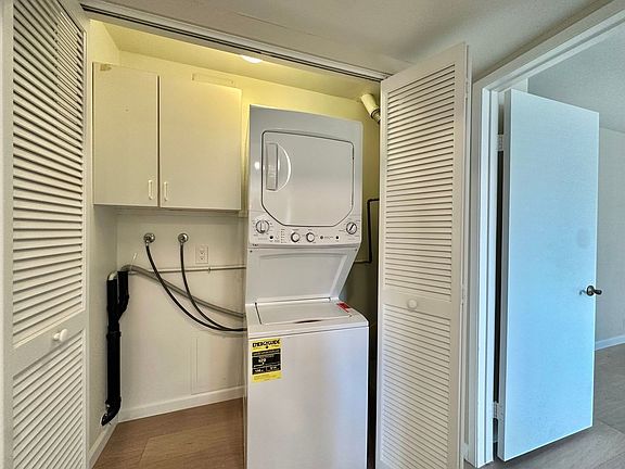 5th image of 4065 Porte La Paz Unit 158