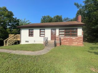 1236 S Giant City Rd, Carbondale, IL 62902