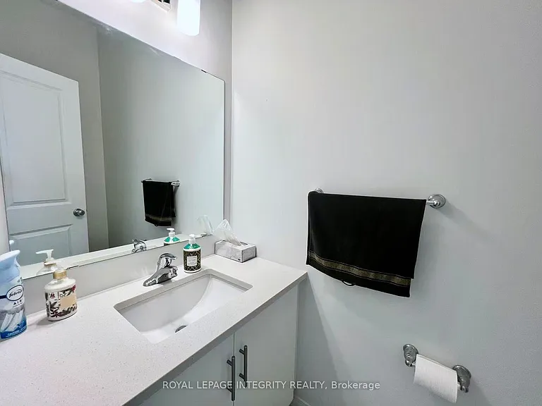 874 Paseana Pl — Photo 3