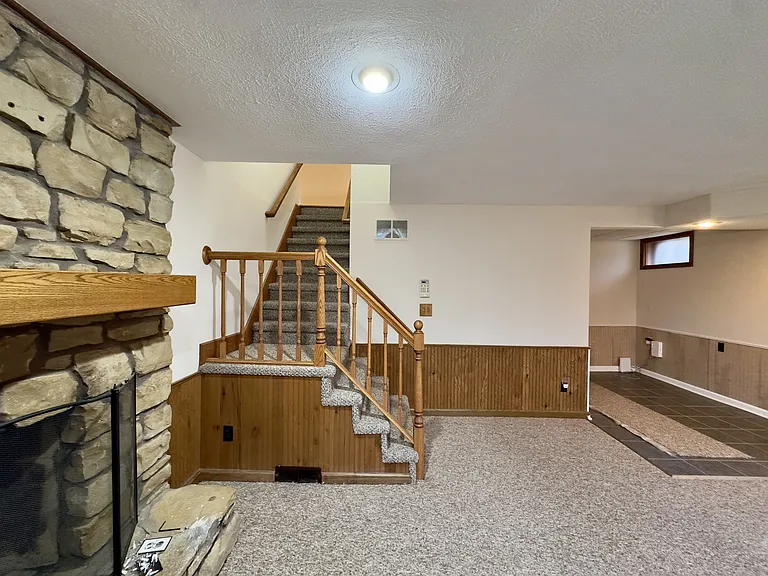 690 Terrace Lake Rd — Photo 64