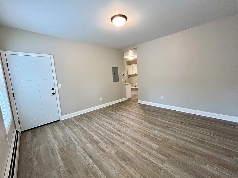 17 Lawrence St #2 — Photo 10