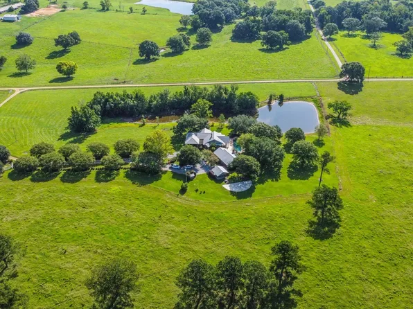 81 James Jarrell Rd, Carriere, MS 39426