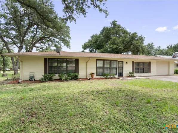 2102 Vogel Ave, Rockdale, TX 76567