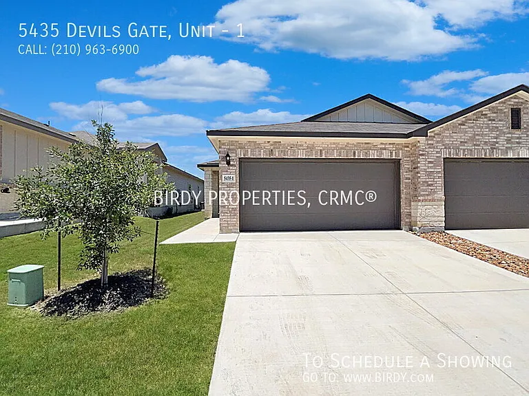 5435 Devils Gate #1 — Photo 1