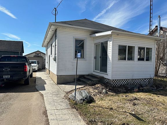 3rd image of 22703 Thames Rd