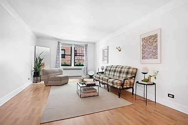 Sold by Compass | media 14