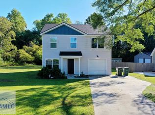 409 Auburn Rd, Glennville, GA 30427