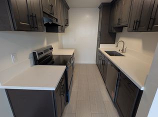 334 N Berendo St #106, Los Angeles, CA 90004