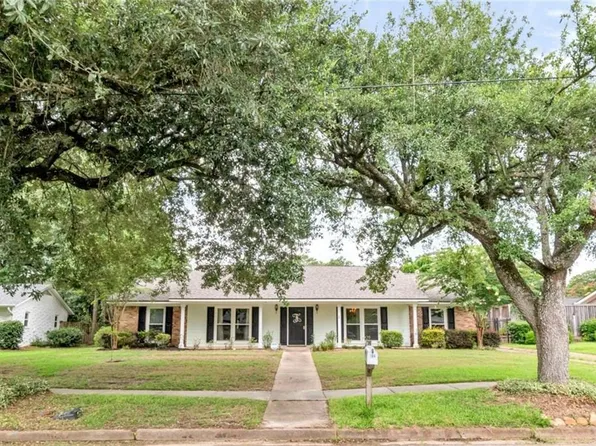 104 Claridge Rd W, Mobile, AL 36608