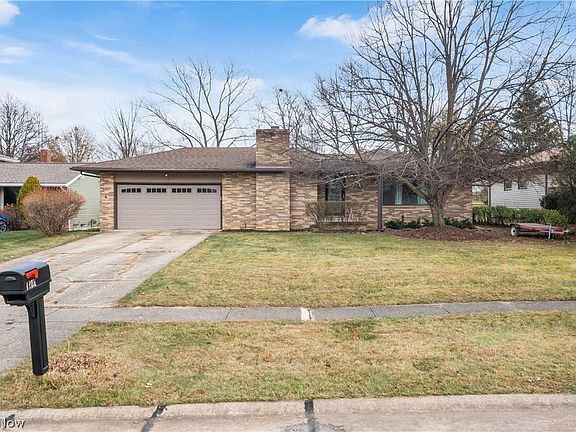 3rd image of 1125 Blueberry Hill Dr