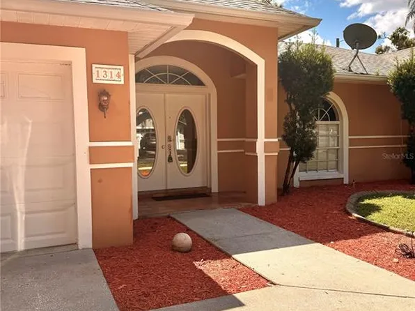 1314 W Carissa Ct, Tampa, FL 33604