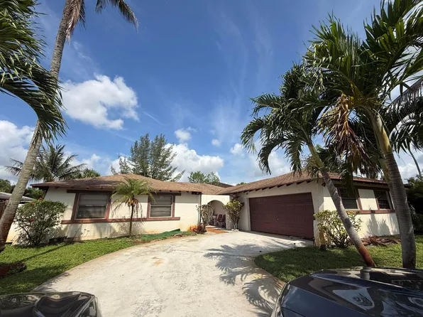 915 Ryanwood Drive, West Palm Beach, FL 33413